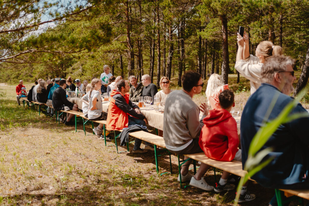 üritus, üritusturundus, ürituskorraldus, sündmus, sündmusturundus, sündmuskorraldus, korraldus, produktsioon, suvepäev, talvepäev, ettevõtte, kontsert, lavastus, disain, kolm õuna, jõulupidu, korraldus, agentuur, üritusturundusagentuur, sündmusturundusagentuur, pulm, pulmakorraldus, pulmad, sünnipäev, messid, messikorraldus, konverents, konverentsi korraldus, tehnika, helitehnika, valgustehnika, videotehnika, led, loovtöö, loovjuht, tekstikirjutamine, kliendiüritus, gala, messilahendus, sisekommunikatsioon, koolitus, koolitamine